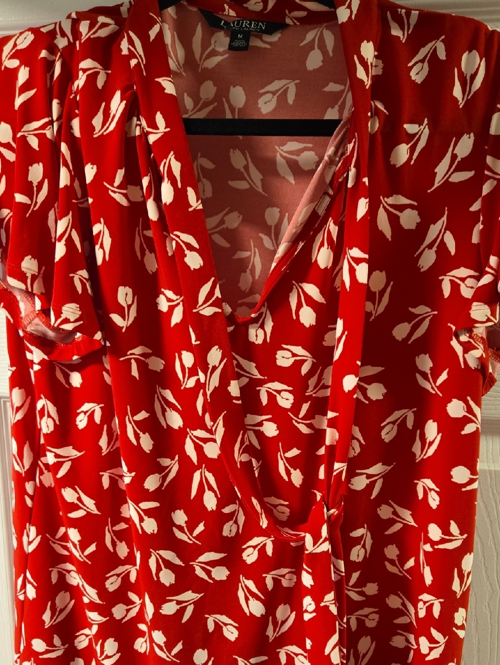 Lauren Ralph Lauren Red and White Tulip-Print Top With Tie Size Medium